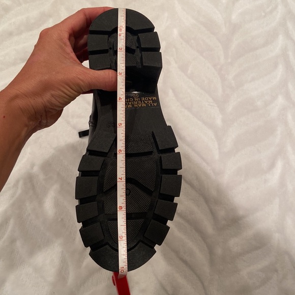 NWT Black Boots - Picture 6 of 6